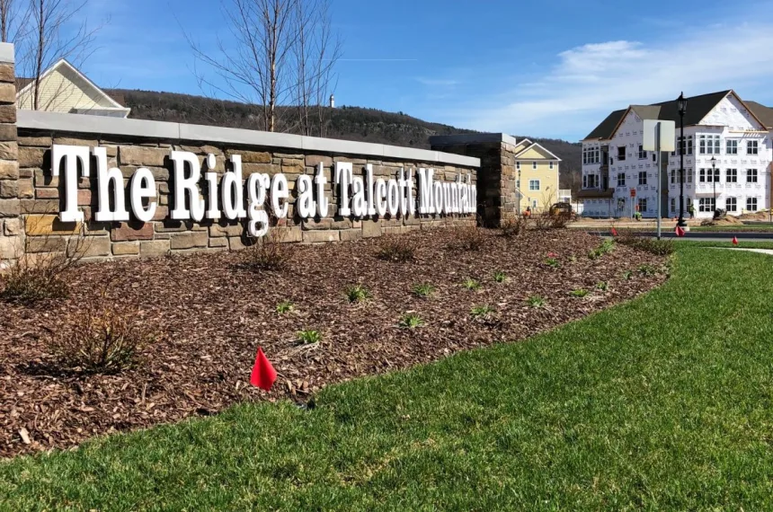 The Ridge at Talcott Mountain